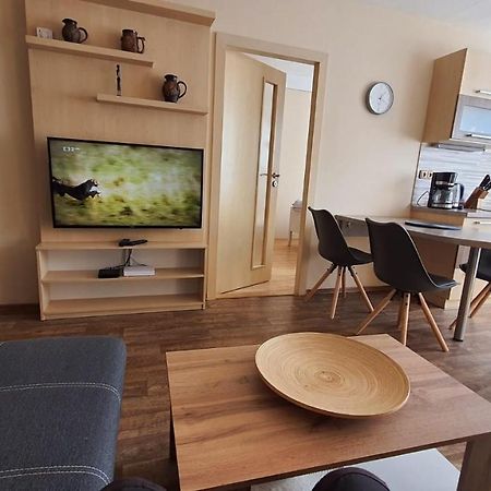 Apartman U Posty Кралики Экстерьер фото